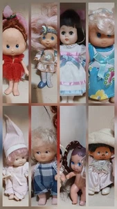 Muñecas coleccionables antiguas/de colección - personajes mixtos/tamaños/era 60 - 16 muñecas - Imagen 1 de 16