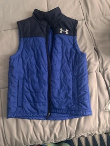 UNDER ARMOUR Navy Puffy Winter Vest Youth size Medium - Picture 1 of 2