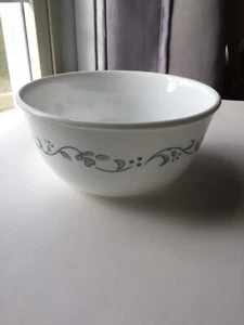 1 CORELLE COUNTRY COTTAGE 28 oz zuppiera profonda cereali cuori blu viti verdi - Foto 1 di 2