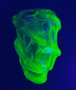 JAN BERANEK FÜR SKRDLOVICE URAN LEUCHTET 8" KUNSTGLAS SOMMEROSO VASE - Bild 1 von 9