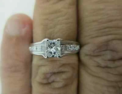 1.25 Carat 14K Gold Diamond Engagement Ring Center=.65 Carat F-VS1  Value=$9,750 - Image 1 of 4