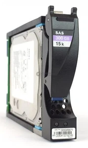 005049671 EMC HDD 300GB 15K SAS 6G 3.5" LFF HOT-SWAP FOR VNX 5100 5300 - Picture 1 of 3