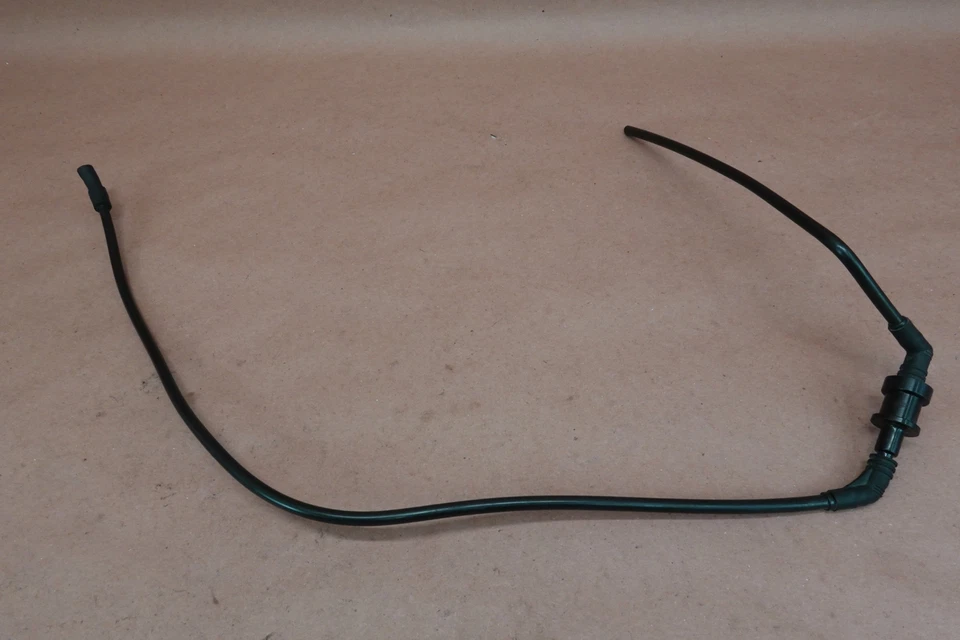 2000-2006 Harley Davidson Electra Glide FUEL VENT FILTER LINE HOSE - Image 1 of 4