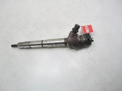 Volkswagen PASSAT B8 2016 Diesel fuel injector 04L130277AC 110kW MRS27662 - Image 1 of 3