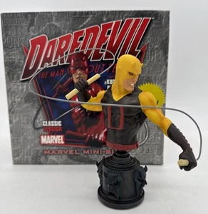 Marvel Bowen Designs- Daredevil The Man Without Fear Marvel Mini Bust 1149/2800 - Picture 1 of 11