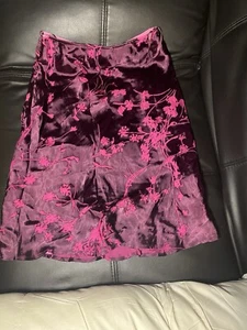 DKNY Petites Rose Lined Burgundy Rayon & Silk Skirt NWOT 2 Petites - Picture 1 of 6