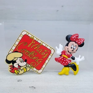 Imanes de plástico vintage de Disney Mickey Mouse What's Cooking y Minnie Mouse de 3,5" - Imagen 1 de 5