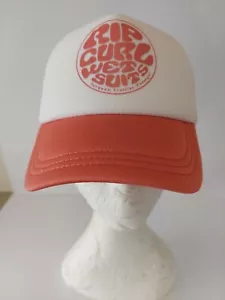 RIP CURL CAP HAT NEW LADIES SURFERS ESSENTIALS trucker RHUBARB WHITE Adjust Surf - Picture 1 of 4