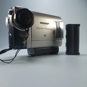 Sharp VL-NZ50 Handheld MiniDV Camcorder Silver Tested - Picture 1 of 7
