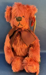 "Oso de peluche Quigley #24675 con etiquetas Russ, osos del pasado, sentado 8""" - Imagen 1 de 8