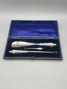 Sterling Silver Set of Boot Hooks & Shoe Horn (Boxed) 1906 Birmingham - Picture 1 of 19