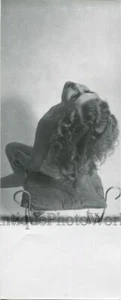 Long haired nude woman in ornate chair vintage art photo - Picture 1 of 1
