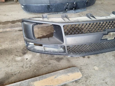Grille Sealed Beam Headlamps Fits 03-17 EXPRESS 2500 VAN 2061368 - Image 1 of 2