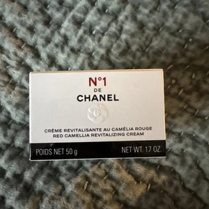 CHANEL N°1 DE CHANEL Red Camellia Cream | 50g /1.7 oz | NEW - Picture 1 of 2