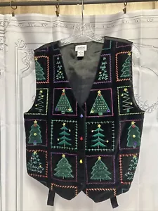 Vintage Carolina Colours Christmas Tree Vest Embroidered Appliqué Tree Buttons M - Picture 1 of 7