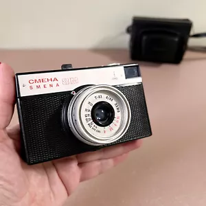 Cámara de película soviética SMENA-8M de 35 mm URSS con lente T-43 fotos lomográficas de colección - Imagen 1 de 6
