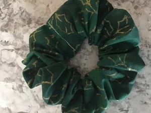 Green Gold Holly Berry SCRUNCHIE Christmas HAIR ELASTIC Scrunchies vsco girl - Picture 1 of 1