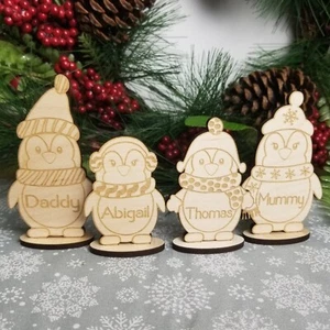 Nome luogo cena di Natale, famiglia pinguini personalizzati, decorazione tavolo da pranzo - Foto 1 di 7