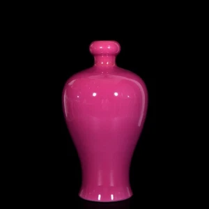 Jarrón Mei de porcelana esmaltada roja china de colección fina - Imagen 1 de 9