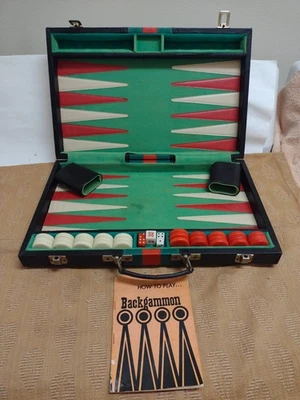 VTG Backgammon TravelGame Black Case W/Green & Red Stripes Faux Leather complete - Image 1 of 4