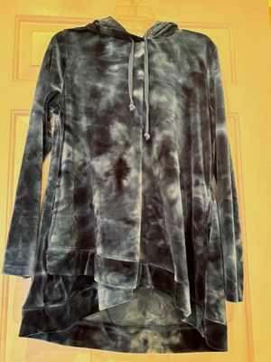 Camisa túnica Logo by Lori Goldstein verde azulado oscuro terciopelo sudadera con capucha talla para mujer M Foto 1 de 4