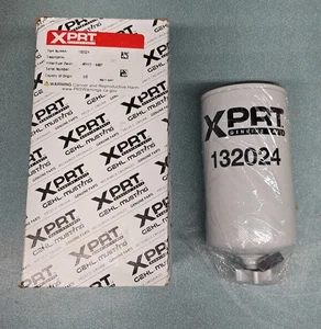 GEHL   132024    FUEL FILTER - Picture 1 of 3