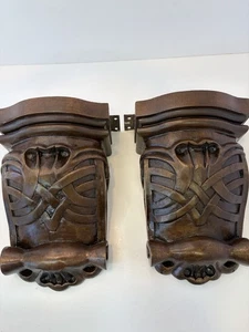 Set 2 mensole in legno duro intagliato con lacci design acero 9”x6”x4” pronte da appendere - Foto 1 di 10