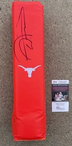 D’ONTA FOREMAN Longhorns FIRMADO End Zone Pilon JSA CERTIFICADO DE AUTENTICIDAD TEXAS - Imagen 1 de 2
