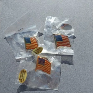 Nuevo 80 Bandera Patriótica Americana de Estados Unidos 4 de Julio Día de los Caídos Banderas de Estados Unidos Chaqueta Prendedores - Imagen 1 de 3