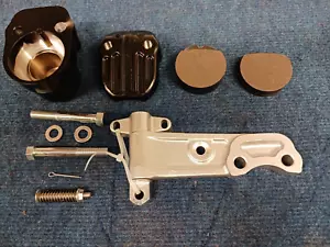 Front Brake Caliper & arm assembly for Honda CB 250 G5 CB400 CB500T CB550 etc - Picture 1 of 4