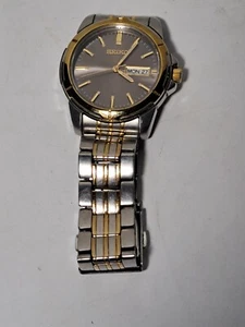 SEIKO MENS WATCH 30MM FACE 1N1408 - Picture 1 of 3