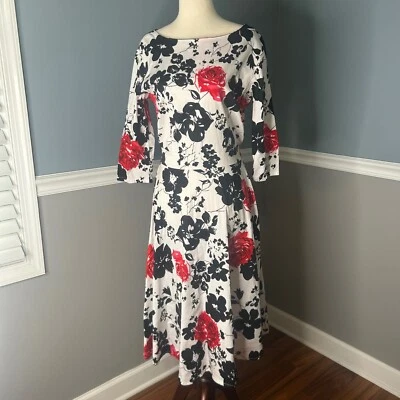 Vestido midi floral Mystic Girl entallado y acampanado semi formal Foto 1 de 4