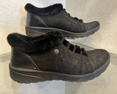 Bzees Black Faux Fur Slip On Comfort Shoes Golden Size 7.5 - Image 1 of 4