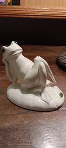Beswick Little Likeables Frog Watching The World Go By 1984 VGC Original Sticker - Picture 1 of 16