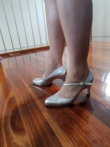 Ladies DANCE STEPS by EQUITY dance Shoes SILVER METALLIC LEATHER SOLE SIZE 5.5UK - Picture 1 of 12