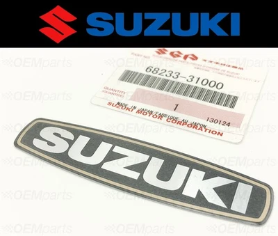 Cubierta de motor emblema original Suzuki 82 mm GT750 | TS100 | TS125 Foto 1 de 2