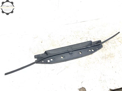 BMW 430I 2021-2024 PROTECTOR DE MIRA DEL RADIADOR CUBIERTA SUPERIOR FABRICANTE DE EQUIPOS ORIGINALES #NOTA Foto 1 de 4