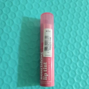 “Perfectly Pink” Nourishing Lip Tint Bath & Body Works SHIPS FREE!! - Picture 1 of 3