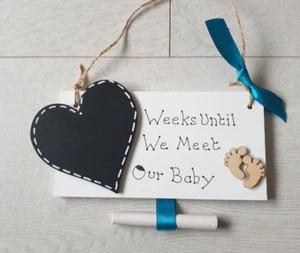 Chalkboard Countdown to Birth plaque/sign BABY SHOWER gift Can be Personalised - Picture 1 of 10