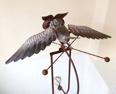 Windspiel Gartenstecker Bodenstecker Wippe Eule Uhu Kauz bewegliche Flügel - Bild 1 von 4