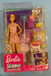 Set Gioco Compleanno Barbie Babysitters Nuovo - Skipper Doll e Baby - Foto 1 di 5