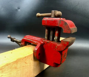 Vintage OK Table Top Bench Vise Clamp On 1-1/2 ~ Jeweler Gunsmith Watchmaker - Picture 1 of 11