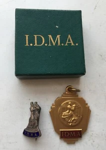 Vintage Amateur Ballroom Dancing Medal And Pin I.D.M.A 1960 - Picture 1 of 5