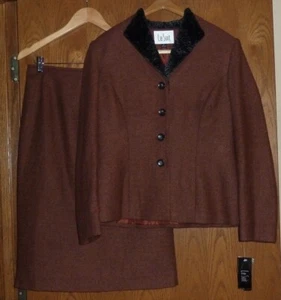 NWT LE SUIT - BRICK-RED & BLACK HERRINGBONE 2-PC SKIRT SUIT - MISSES 10 - Picture 1 of 5