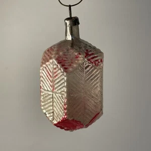 Vintage geblasenes Glas Weihnachtsornament sechseckig geformt silber und rot - Bild 1 von 10