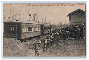 Antigua postal sin publicar de la estación de tren de evacuación de Italia de 1910 - Imagen 1 de 2