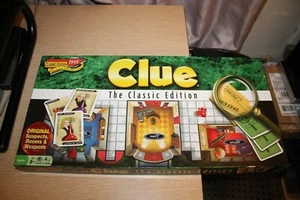 Clue The Classic Edition 2010 basierend auf 1949 Spiel Hasbro #1137 KOMPLETT IN BOX - Bild 1 von 12