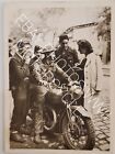 Vintage Zweiter Weltkrieg Postkarte Paris Frankreich indisches Motorrad Militär RPPC Outdoor-Szene