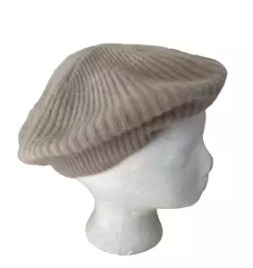 VINTAGE BEIGE RIBBED LAMBS WOOL ANGORA BERET KNIT HAT WOMEN'S ONE SIZE - Picture 1 of 6