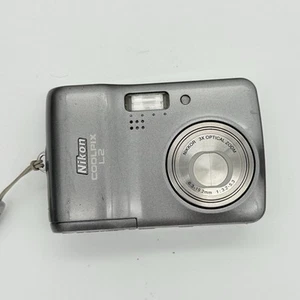 Nikon COOLPIX L2 6.0MP Digital Camera Grey TESTED - Picture 1 of 5